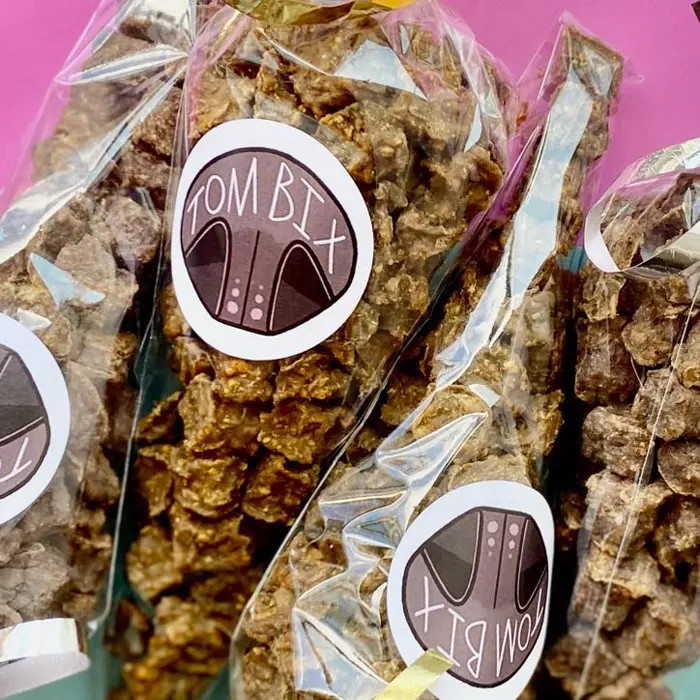 pure single-source protein cube dog treats